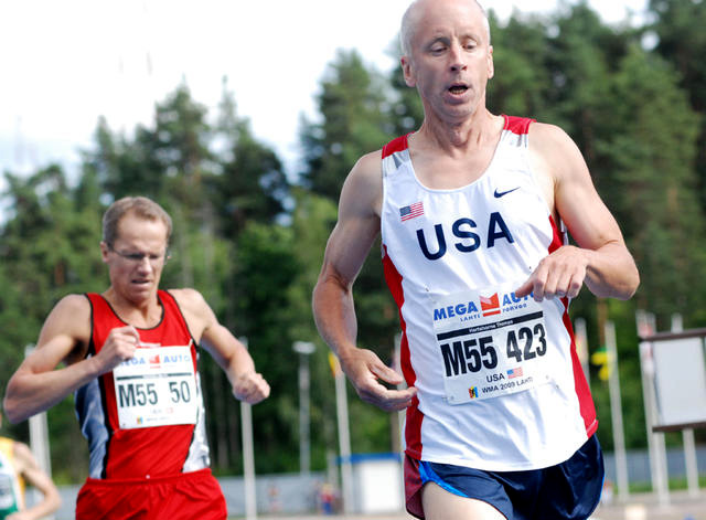 My shot of Tom in 800 at Lahti worlds.
